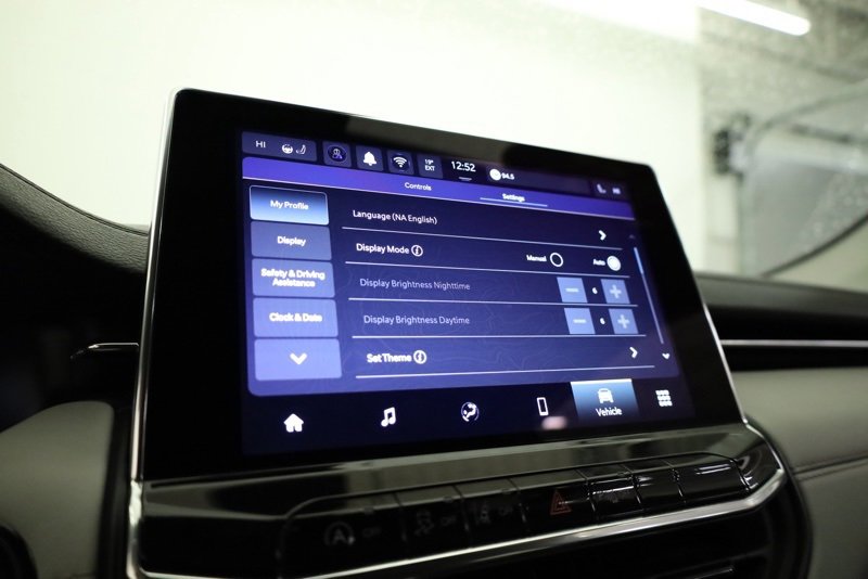 Used 2022 Jeep Compass Limited image 20