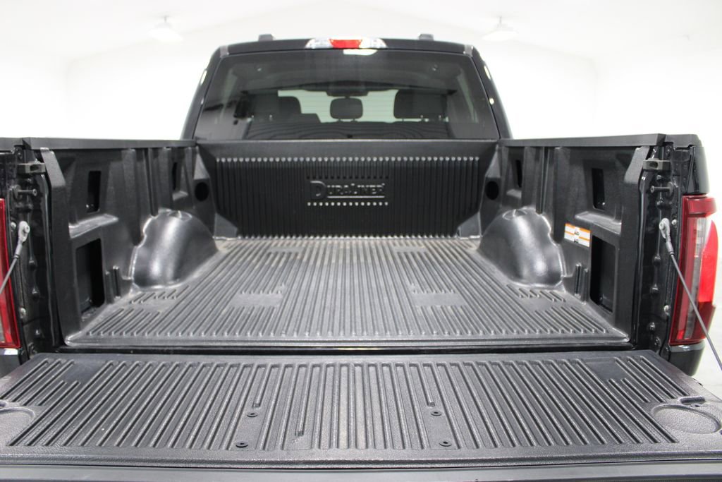 Used 2025 Ford F150 XLT w/ Equipment Group 301A Standard image 16