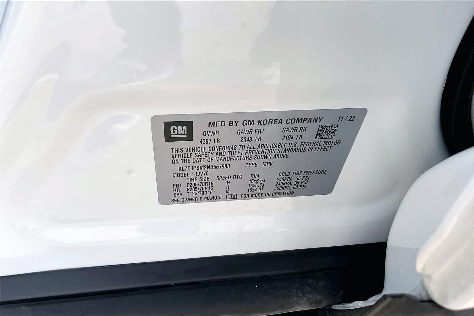 Used 2022 Chevrolet Trax LT w/ LT Convenience Package AWD/4WD image 36