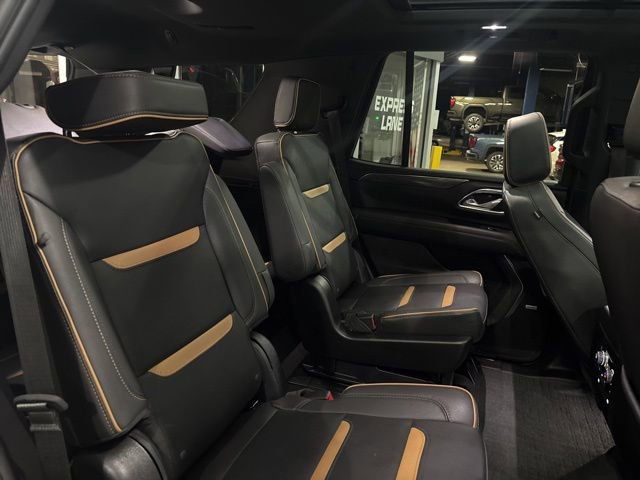 Used 2024 GMC Yukon AT4 w/ AT4 Premium Package AWD/4WD image 45