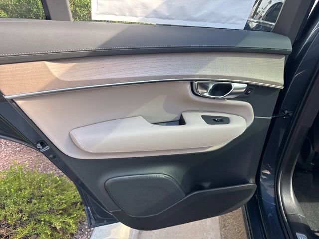 New 2026 Volvo XC90 B6 Plus w/ Protection Package image 22