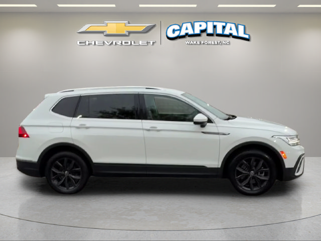 Used 2024 Volkswagen Tiguan SE AWD/4WD image 6