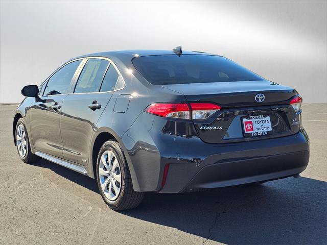Certified 2023 Toyota Corolla LE w/ Carpet Mat Package (TMS) AWD/4WD image 3