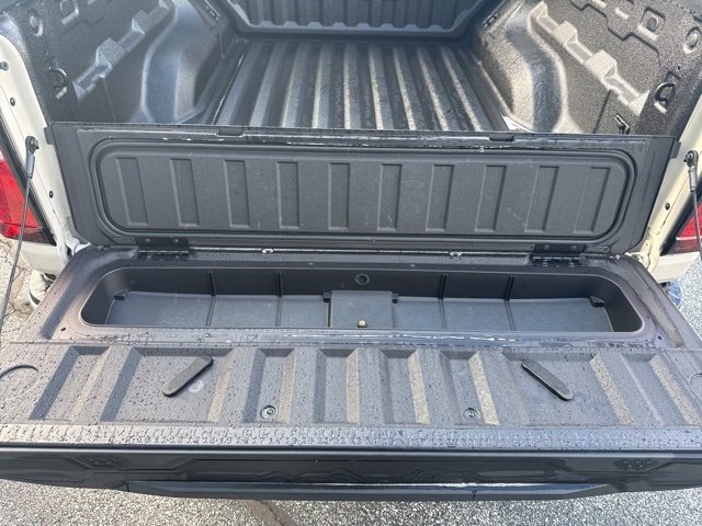 New 2026 GMC Canyon AT4 w/ AT4 Premium Package image 14