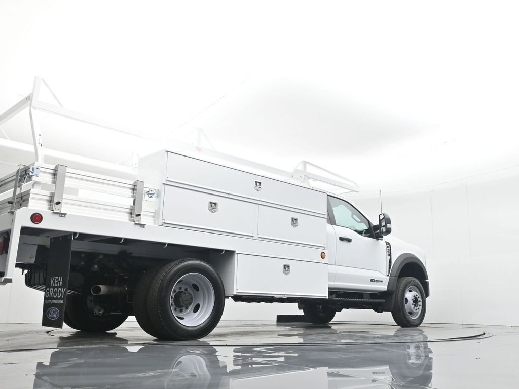 New 2025 Ford F450 XL w/ XL Chrome Package image 53