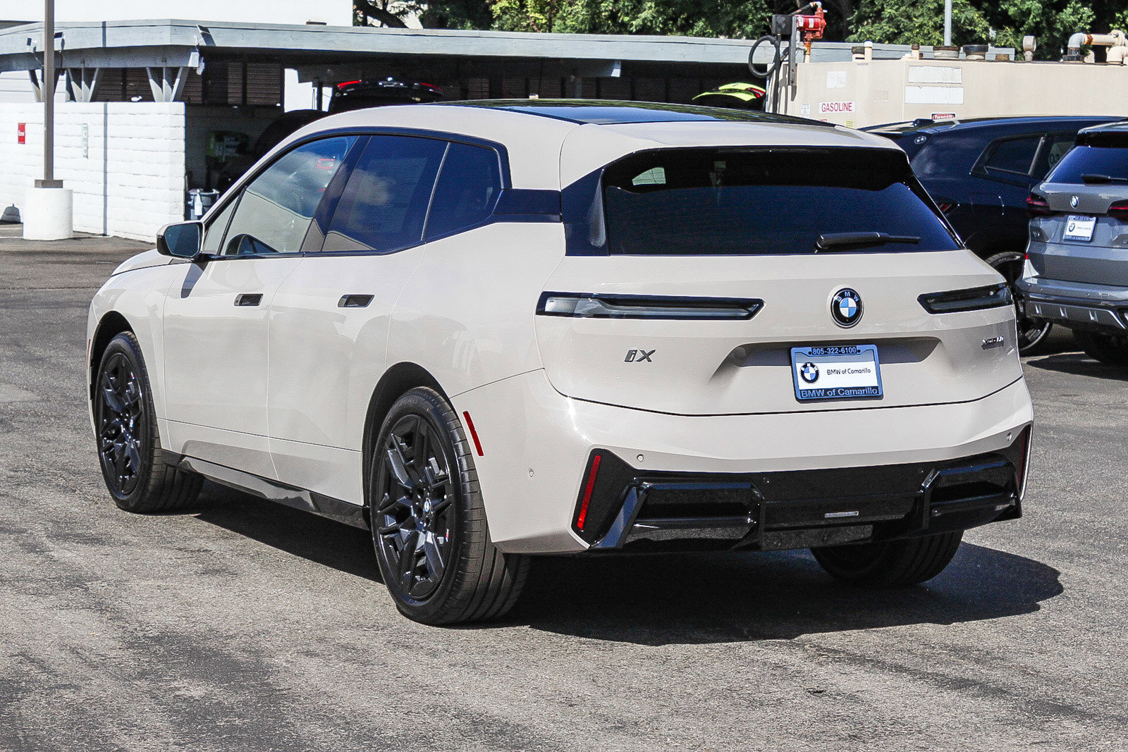 New 2026 BMW iX xDrive60 w/ M Sport Package image 4