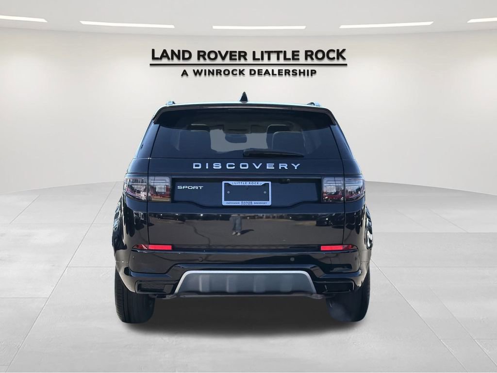 Used 2025 Land Rover Discovery Sport S image 7