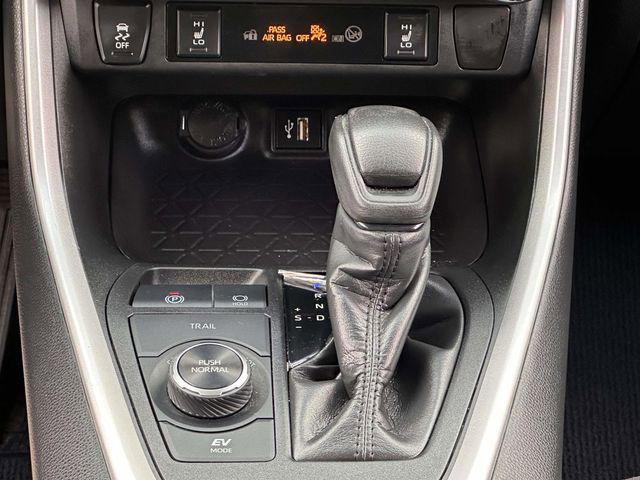 Used 2024 Toyota RAV4 XLE w/ Weather Package image 20