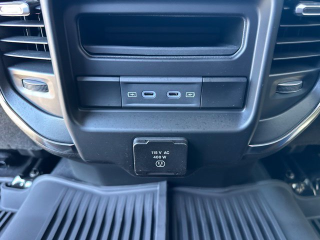 New 2026 RAM 3500 Laramie AWD/4WD image 40