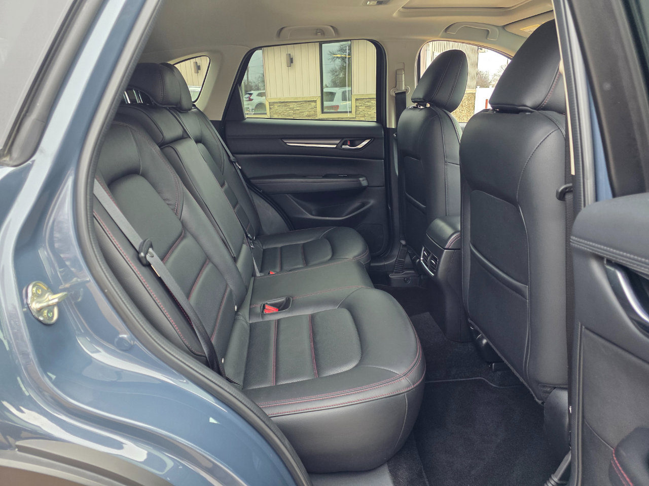 Used 2024 MAZDA CX-5 Carbon Edition image 24