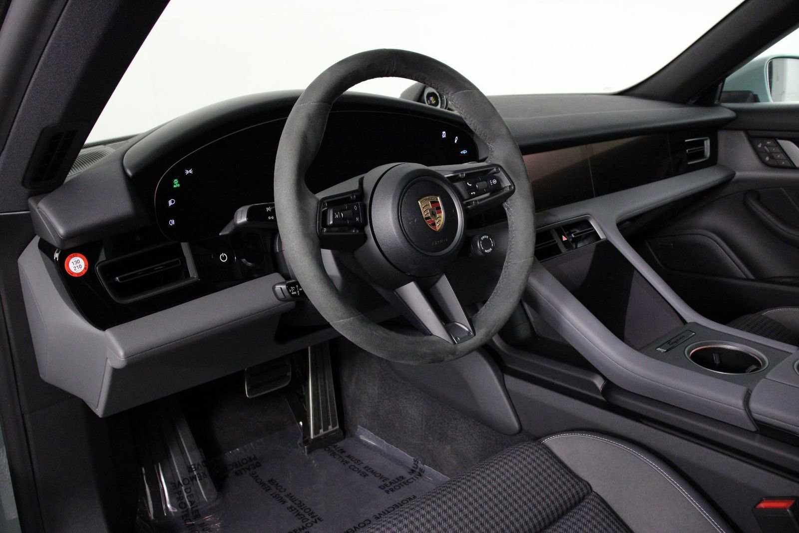 Certified 2025 Porsche Taycan 4 Cross Turismo image 4