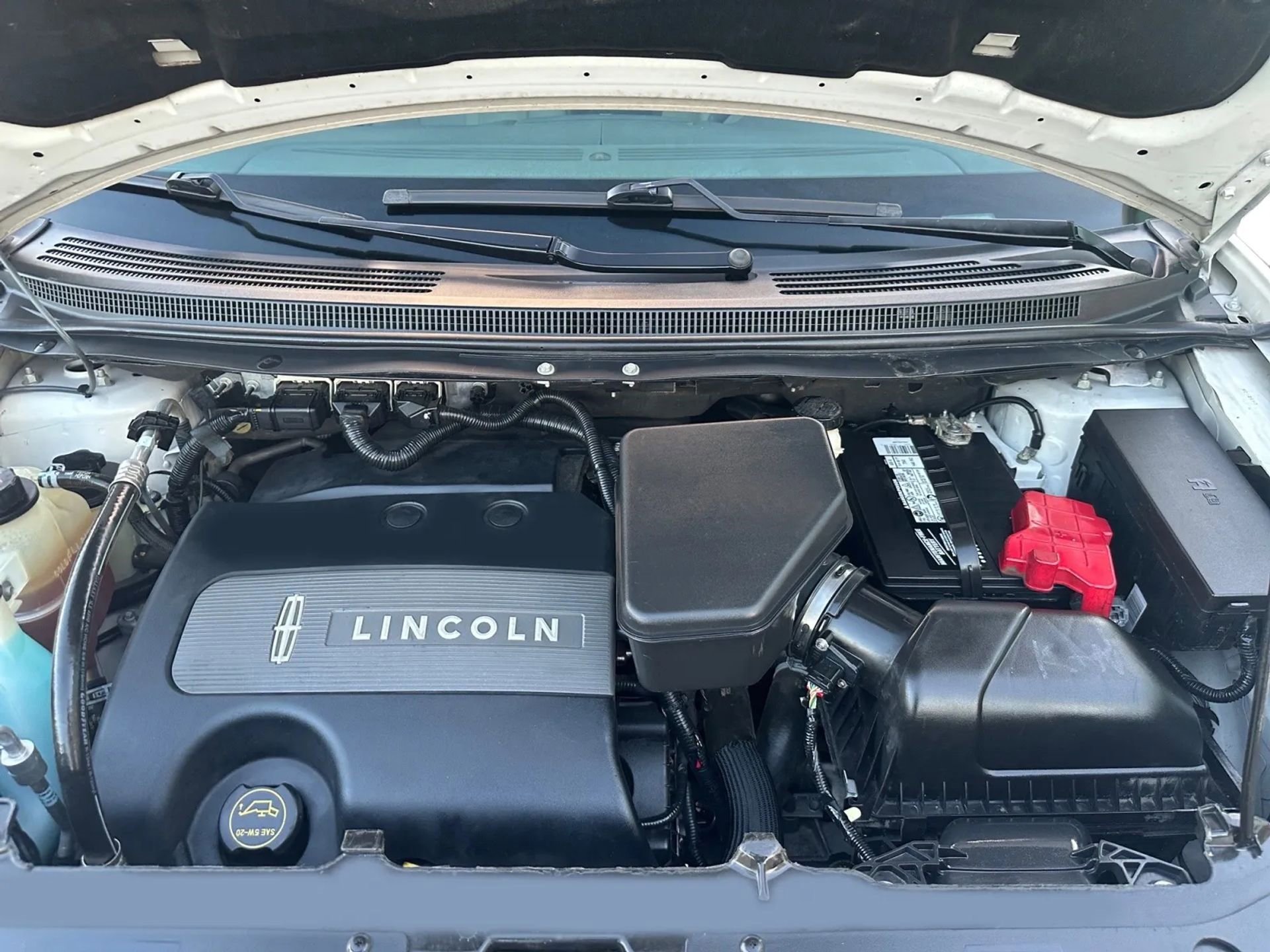 Used 2015 Lincoln MKX FWD w/ Equipment Group 102A image 23