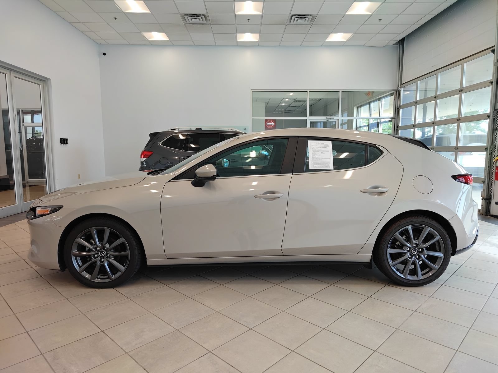 Used 2024 MAZDA MAZDA3 s FWD image 6