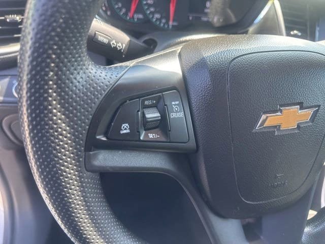 Used 2020 Chevrolet Trax LS w/ Tint and Cruise Package FWD image 14