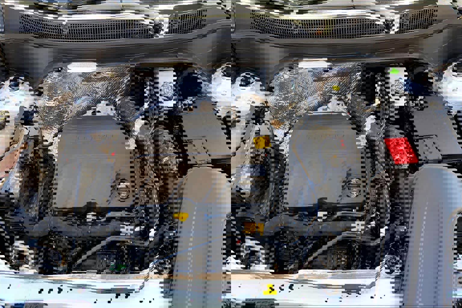 Used 2025 Chevrolet Trax LS image 32