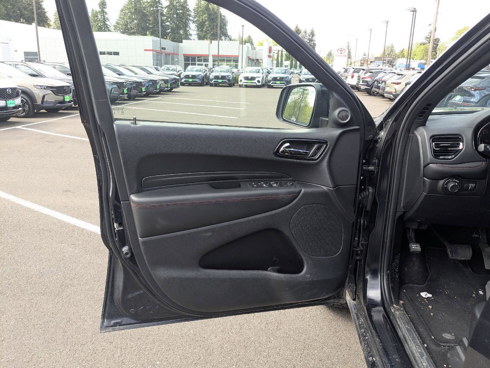 Used 2025 Dodge Durango R/T image 11