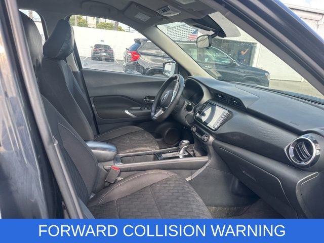 Used 2021 Nissan Kicks SV image 6