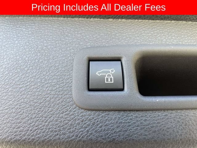 Used 2025 Toyota Sienna Platinum AWD/4WD image 14