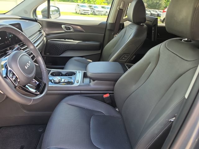 Certified 2025 Kia Carnival SX Prestige FWD image 15
