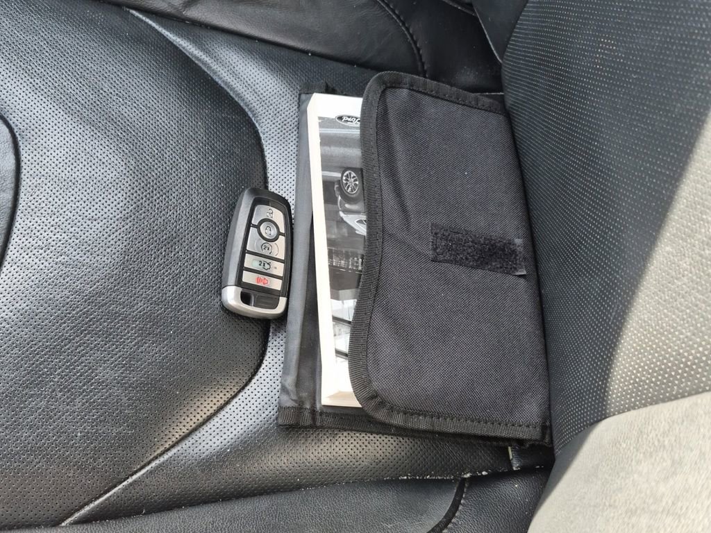 Used 2017 Ford Edge Titanium w/ Equipment Group 302A image 13