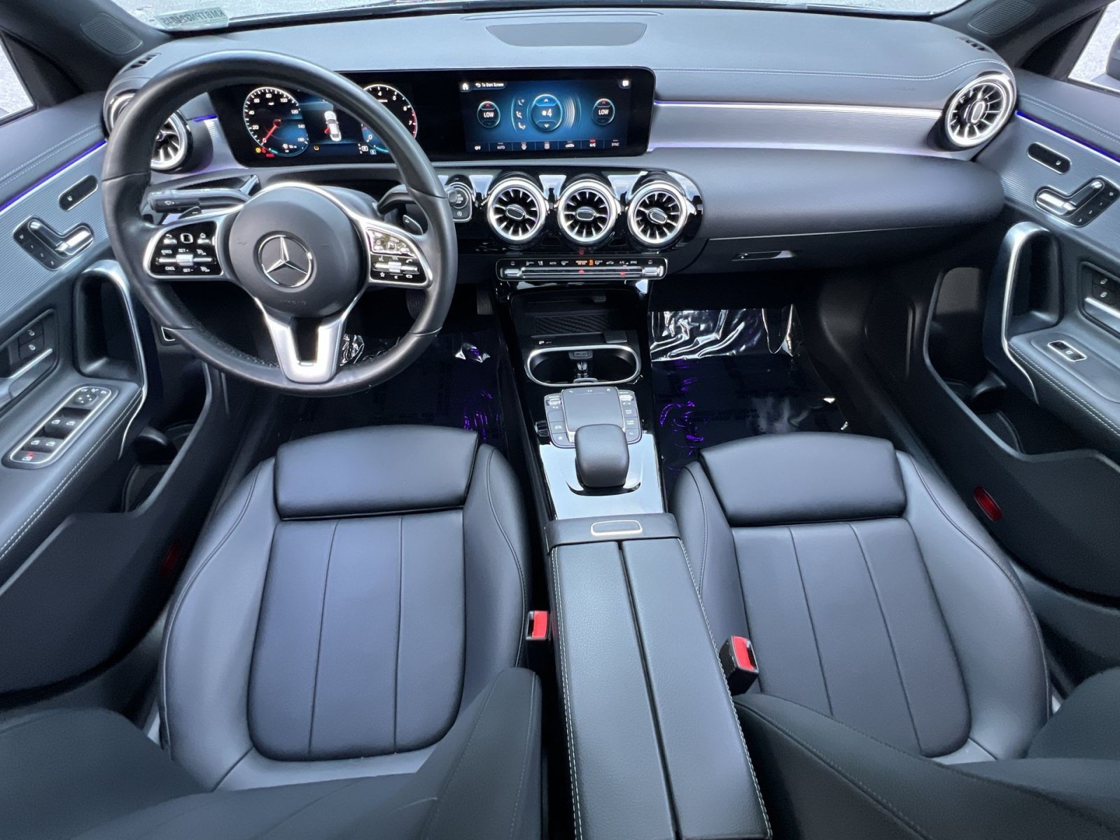 Used 2023 Mercedes-Benz CLA 250 4MATIC image 13
