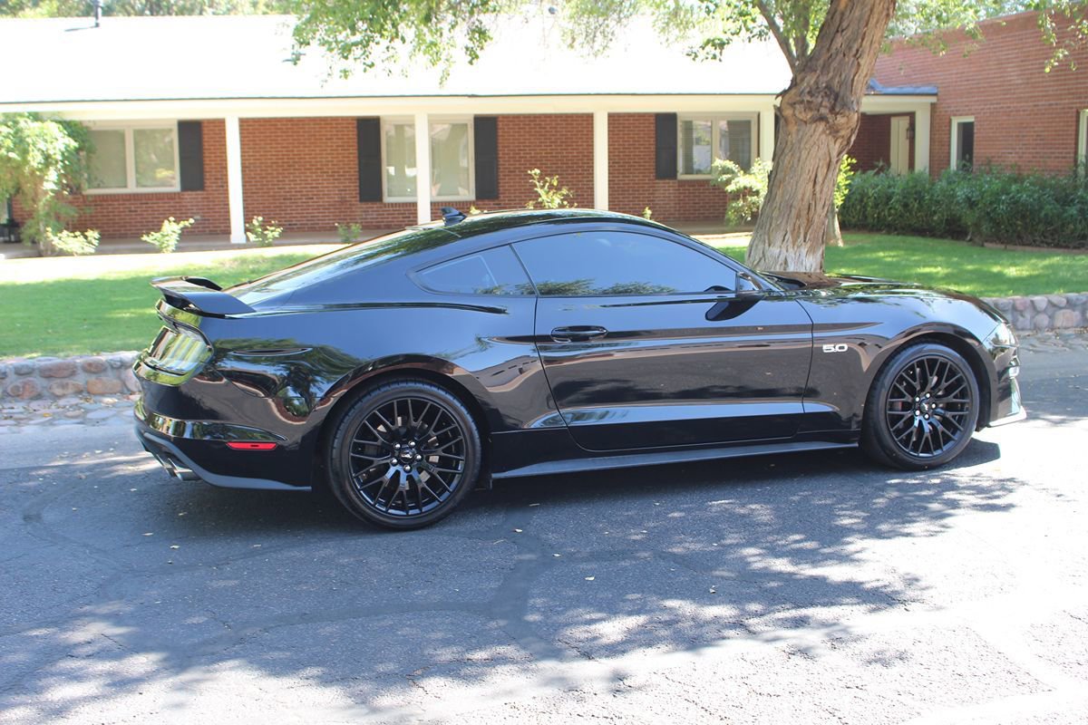 Used 2021 Ford Mustang GT Premium w/ GT Performance Package RWD image 49