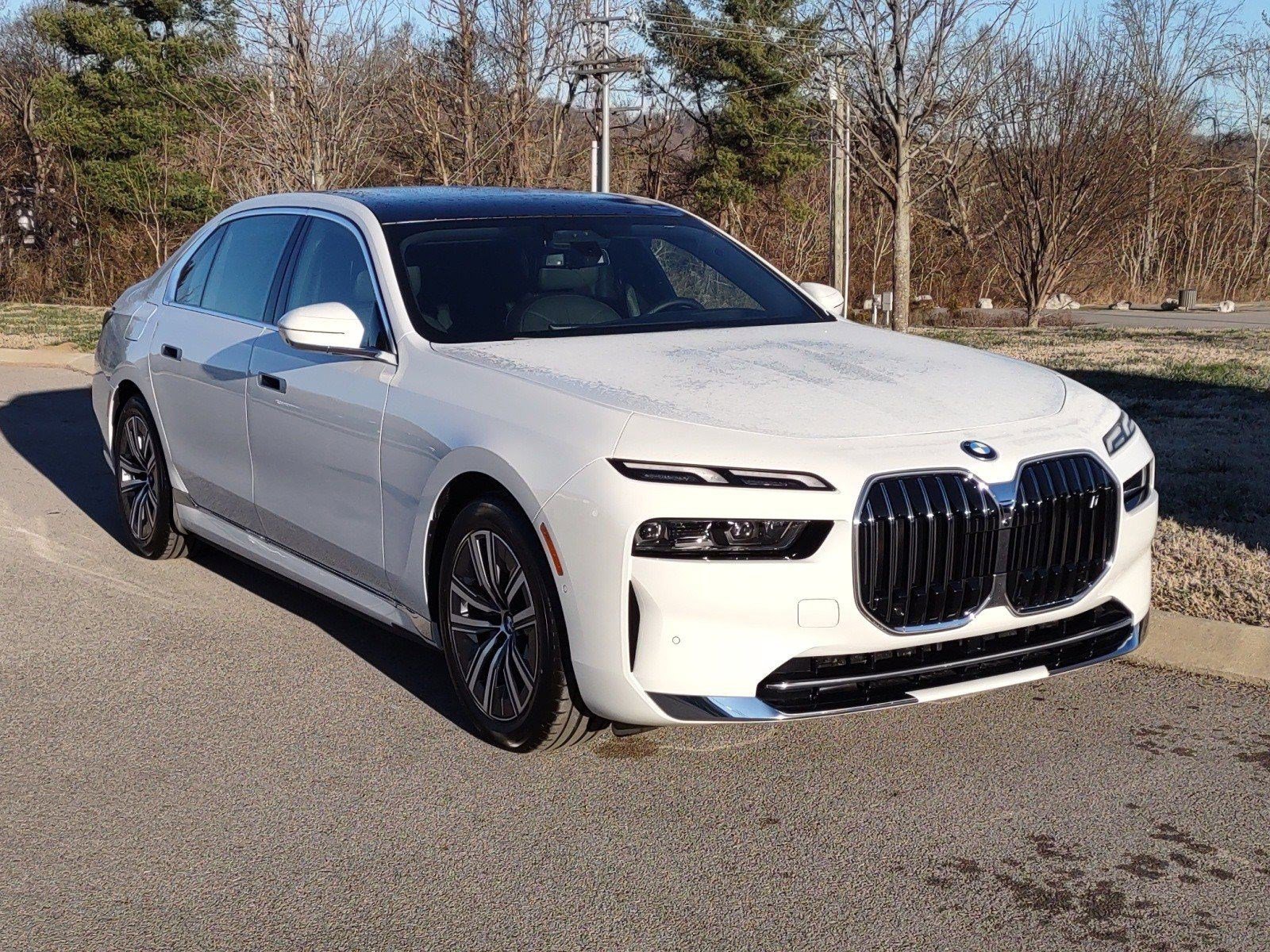 Used 2024 BMW i7 eDrive50 image 18