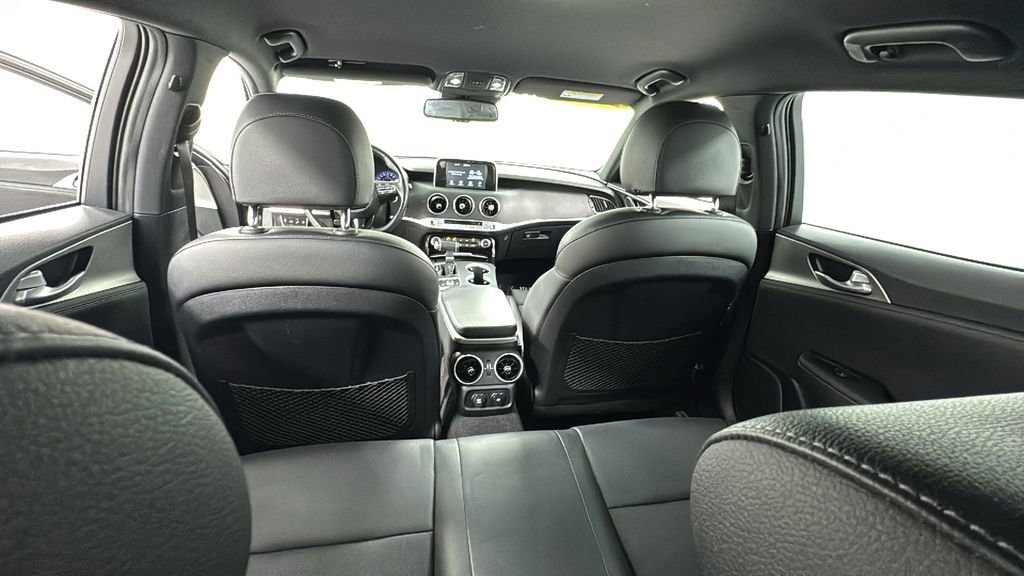 Used 2018 Kia Stinger GT image 17