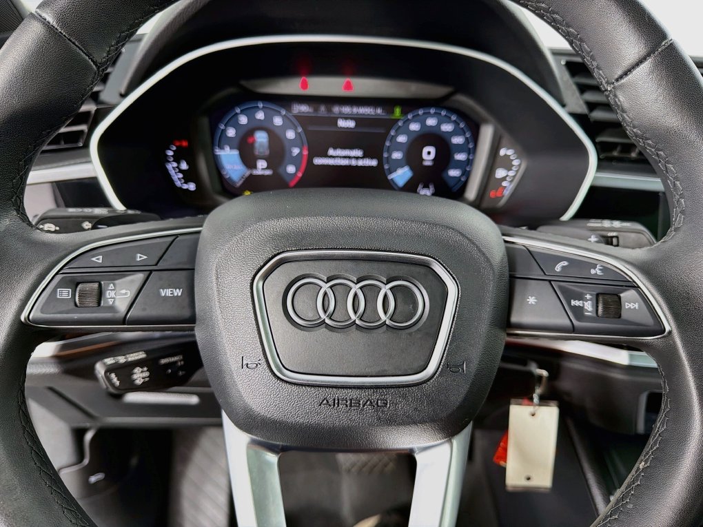 Used 2025 Audi Q3 2.0T Premium AWD/4WD image 16