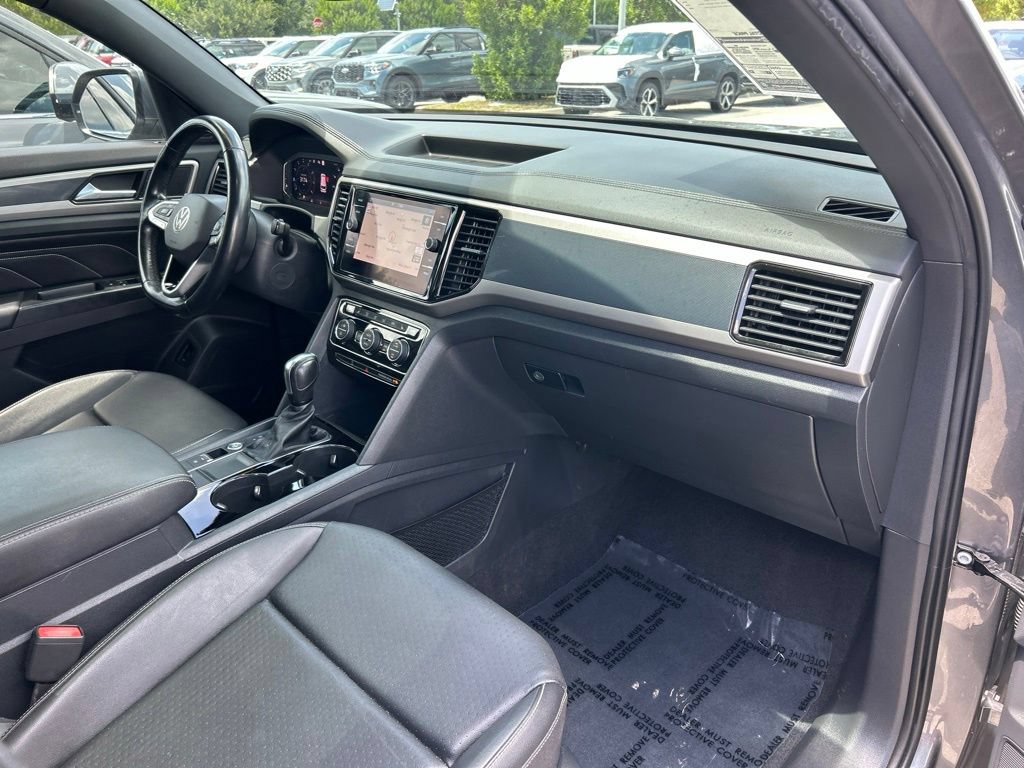 Used 2020 Volkswagen Atlas Cross Sport SEL FWD image 47