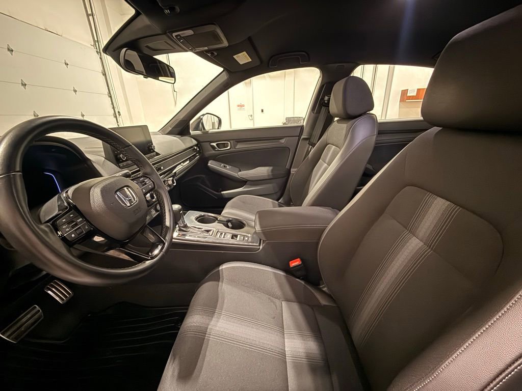 Used 2023 Honda Civic Sport image 14