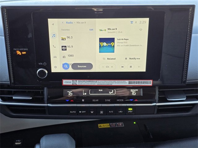 Used 2025 Toyota Sienna LE image 13