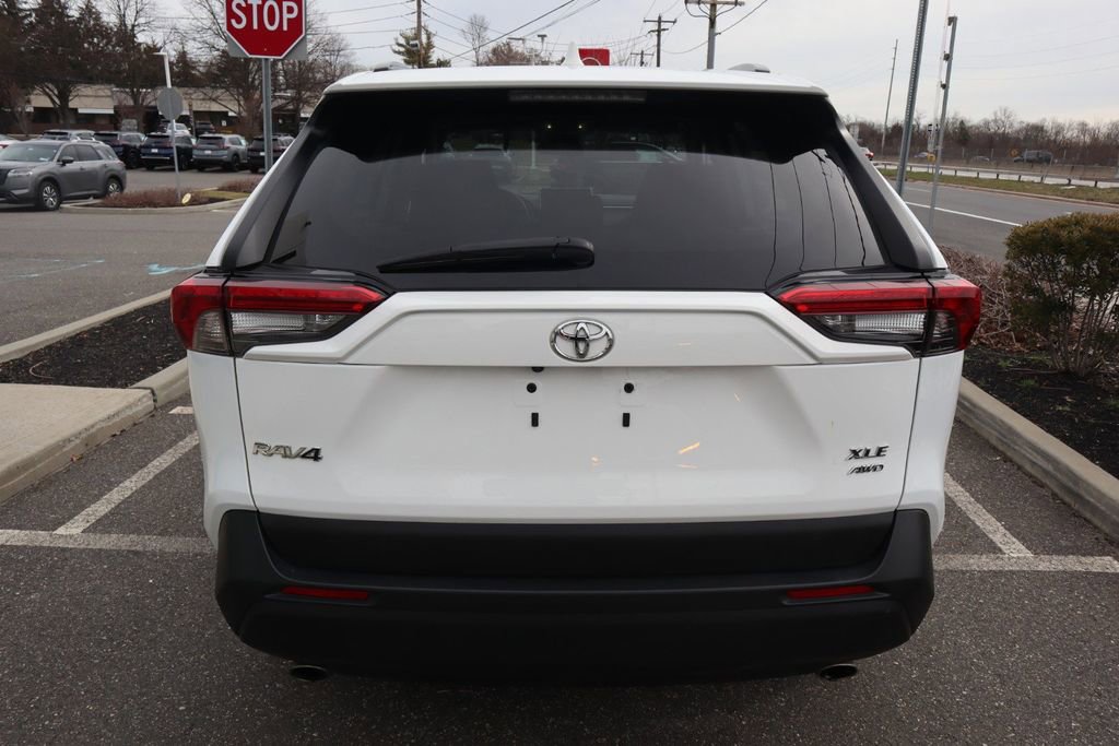 Used 2024 Toyota RAV4 XLE image 7