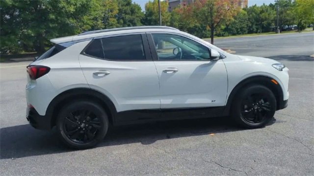 New 2026 Buick Encore GX Sport Touring image 9