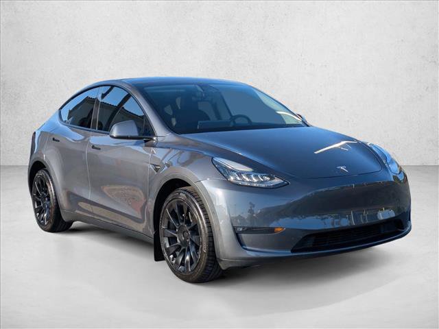 Used 2022 Tesla Model Y Long Range AWD/4WD image 3