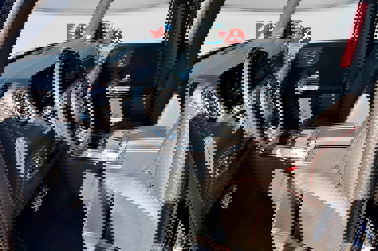 Used 2025 Mercedes-Benz GLB 35 AMG 4MATIC image 10