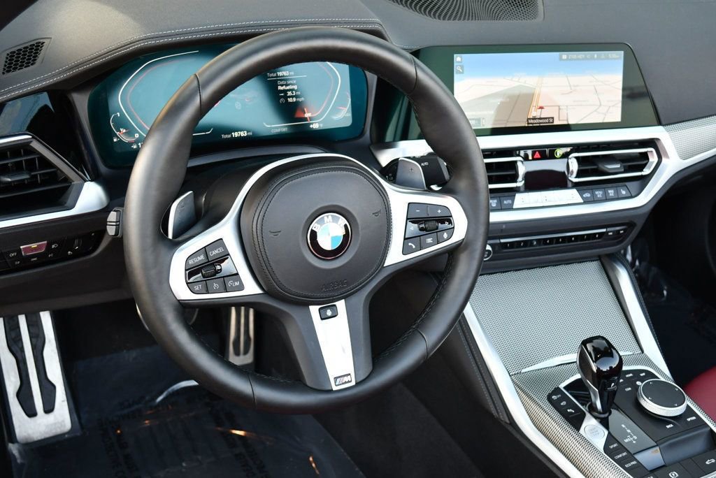 Used 2023 BMW M440i Convertible w/ Premium Package image 59