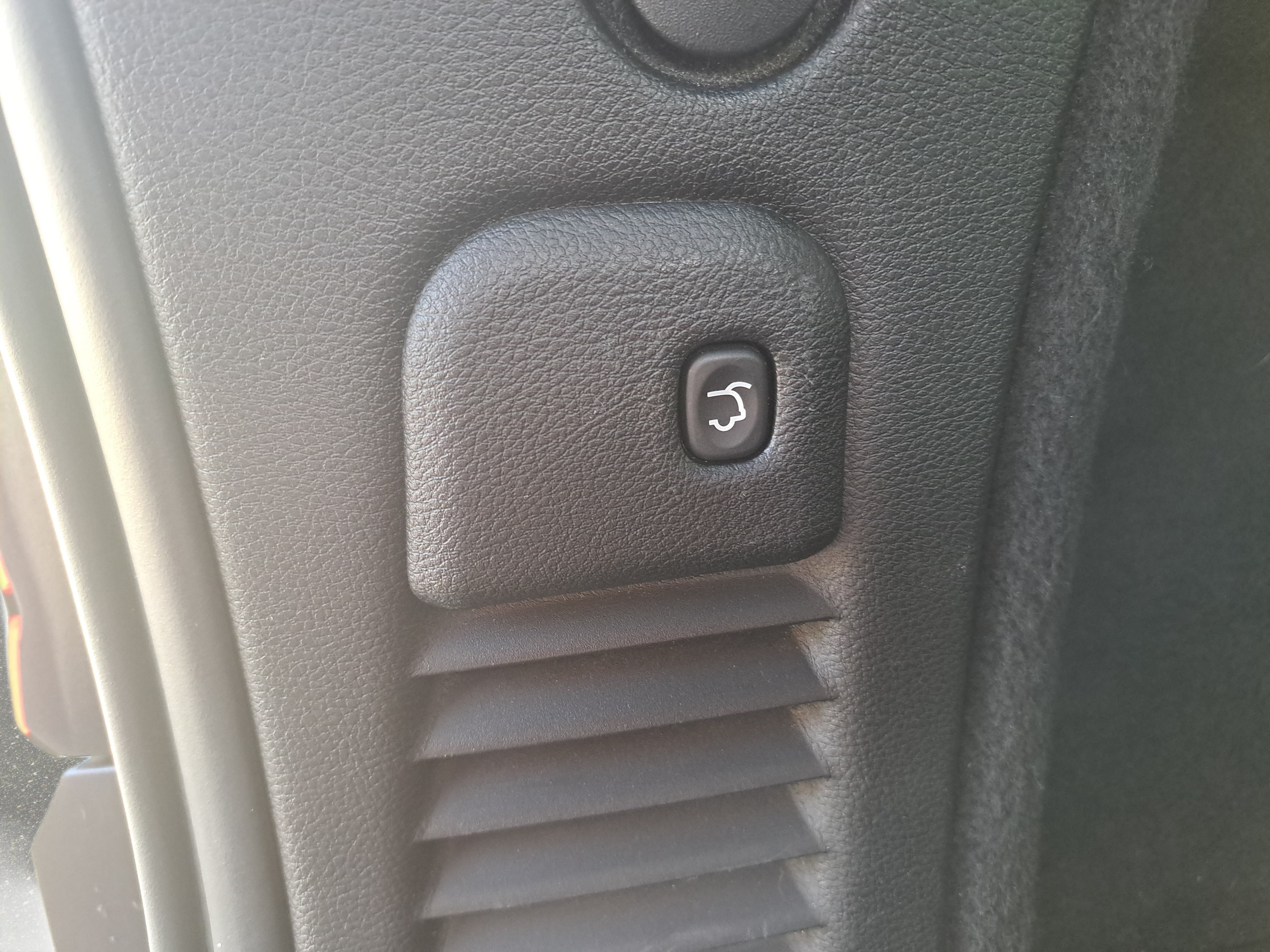 Used 2024 Dodge Durango GT AWD/4WD image 13