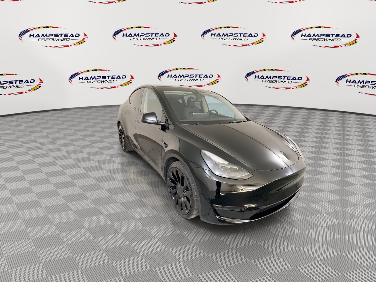 Used 2023 Tesla Model Y Performance image 2