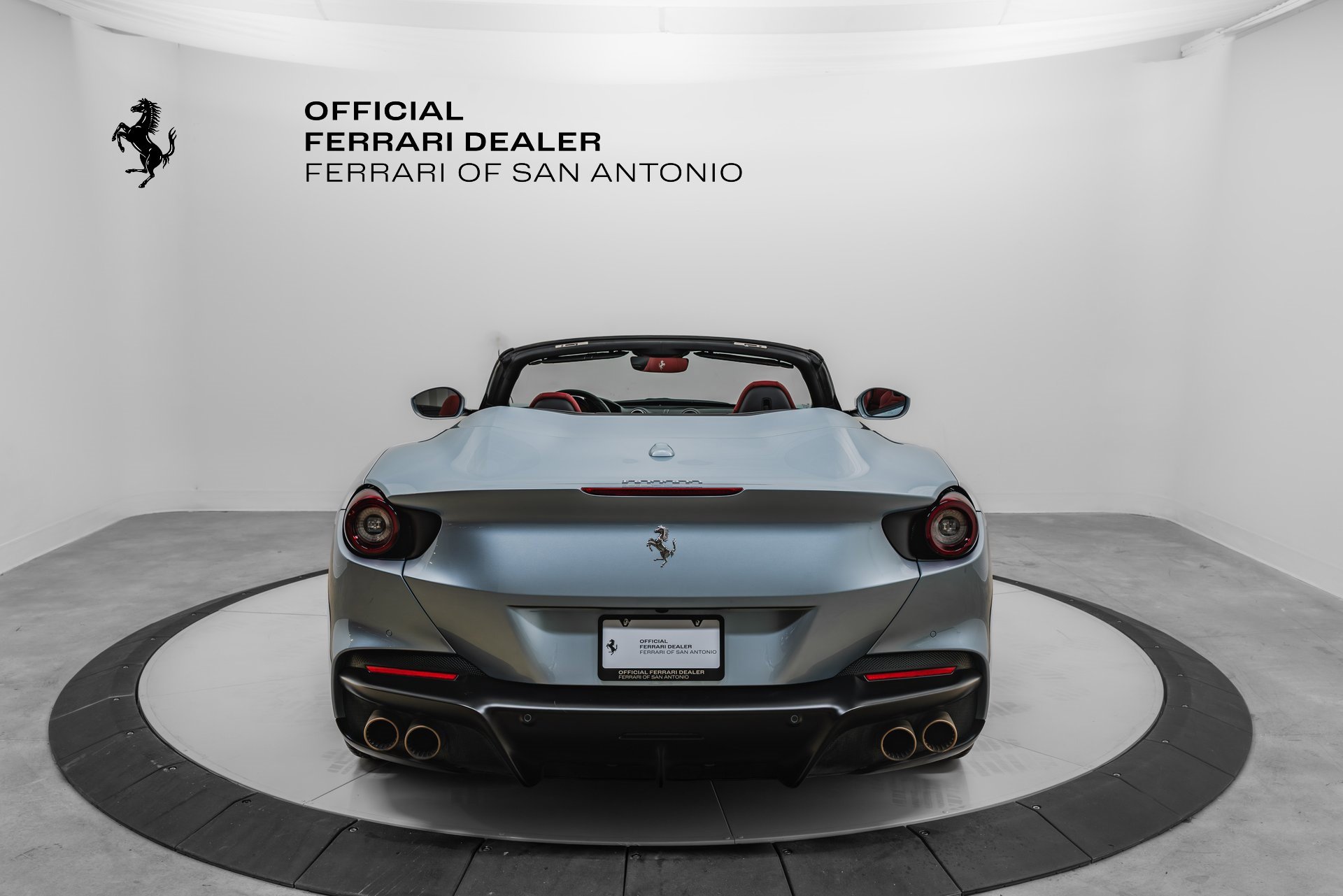 Certified 2022 Ferrari Portofino M image 11