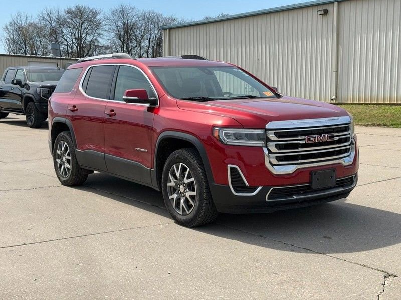 Used 2022 GMC Acadia SLE w/ Driver Convenience Package FWD image 1