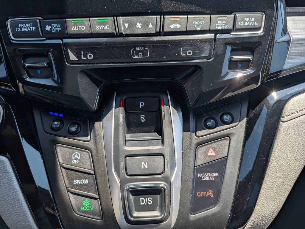 Used 2024 Honda Odyssey Elite image 6