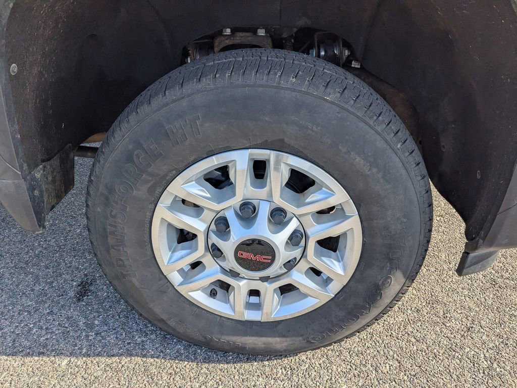 Used 2025 GMC Sierra 2500 SLE w/ SLE Convenience Package image 11