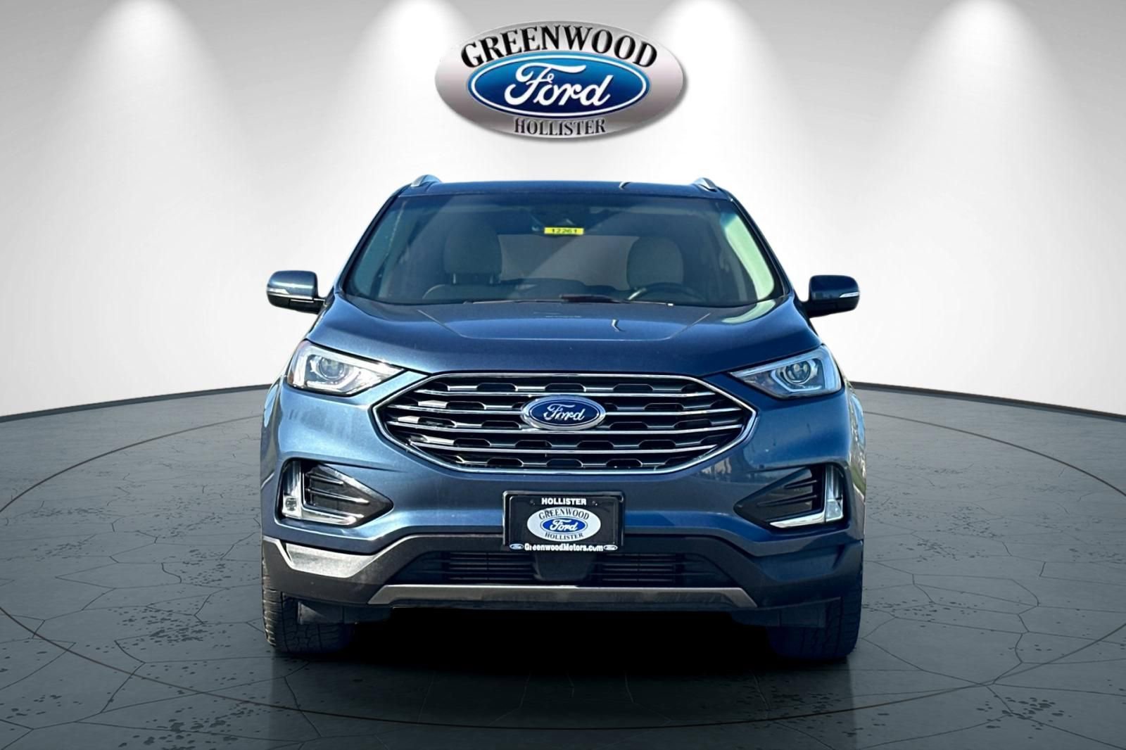 Certified 2019 Ford Edge Titanium w/ Cold Weather Package image 9