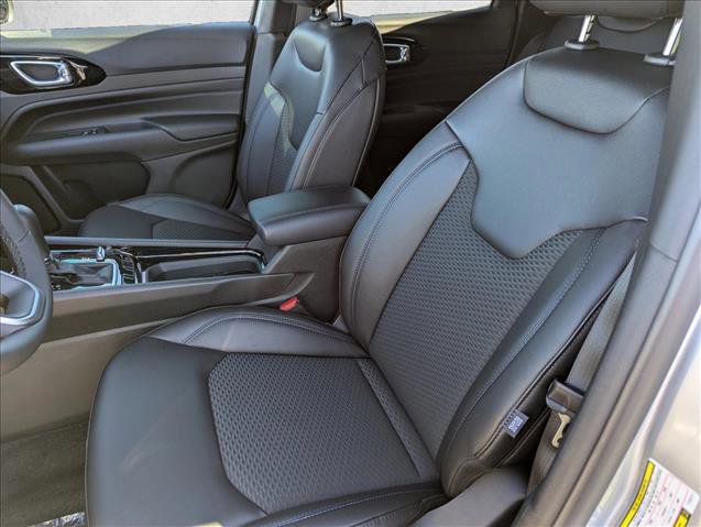 New 2026 Jeep Compass Latitude image 22