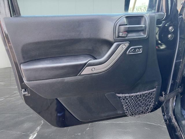 Used 2018 Jeep Wrangler Unlimited Sport S AWD/4WD image 12