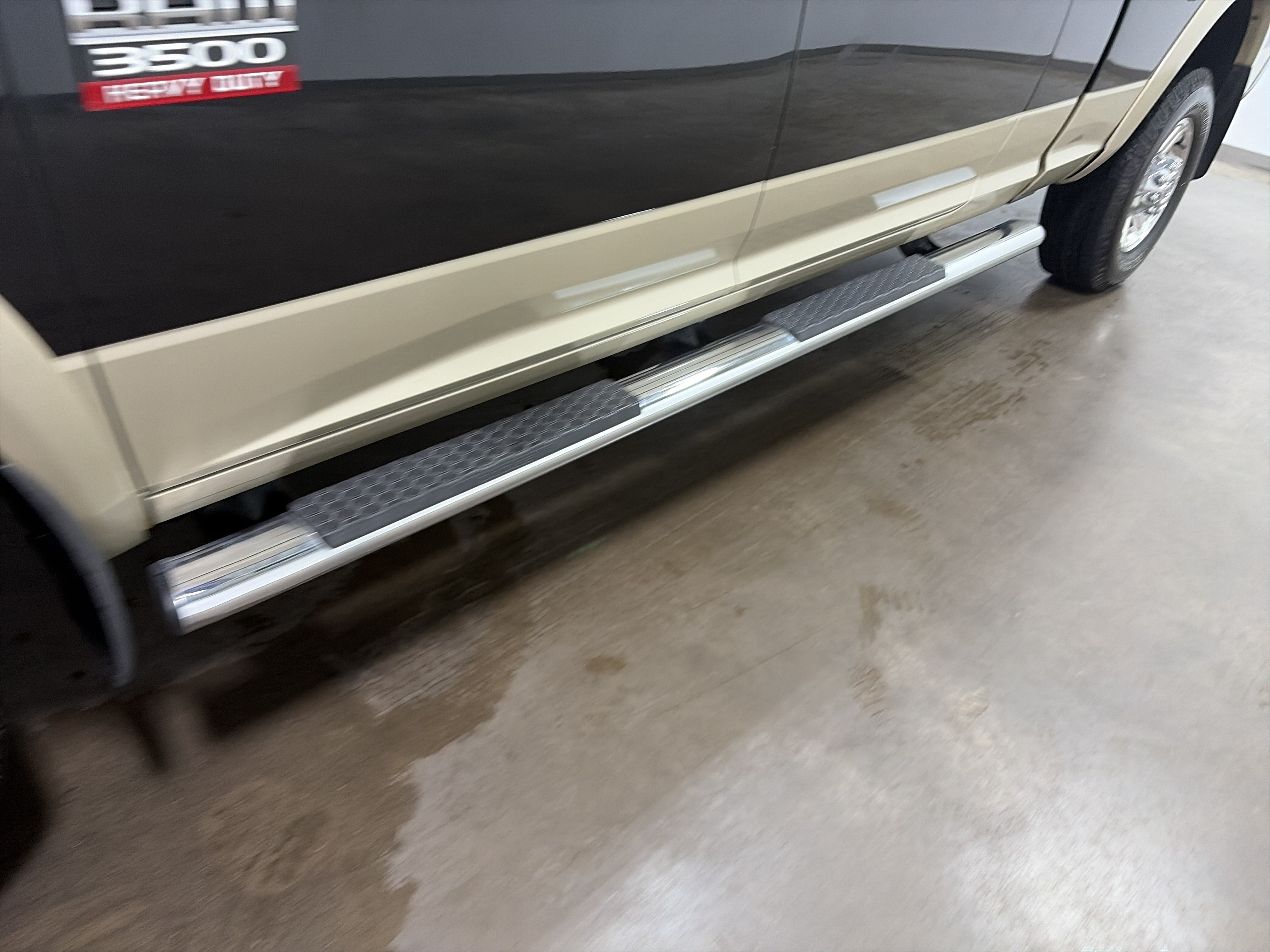 Used 2011 RAM 3500 Laramie w/ HD Snow Plow Prep Group AWD/4WD image 10