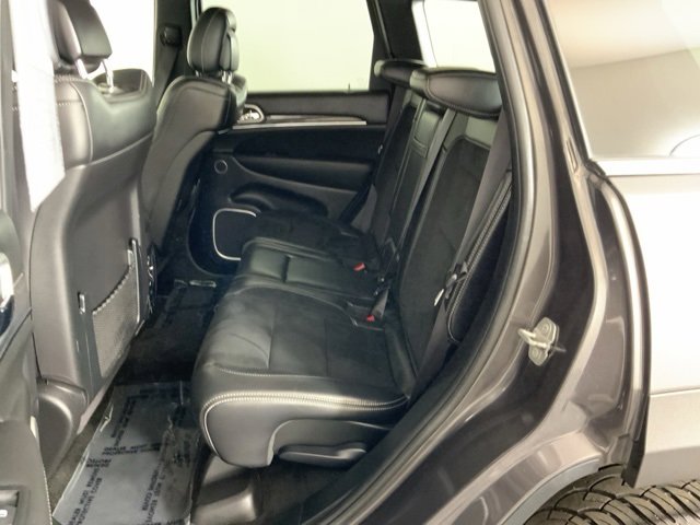 Used 2015 Jeep Grand Cherokee SRT w/ Luxury Group II image 27