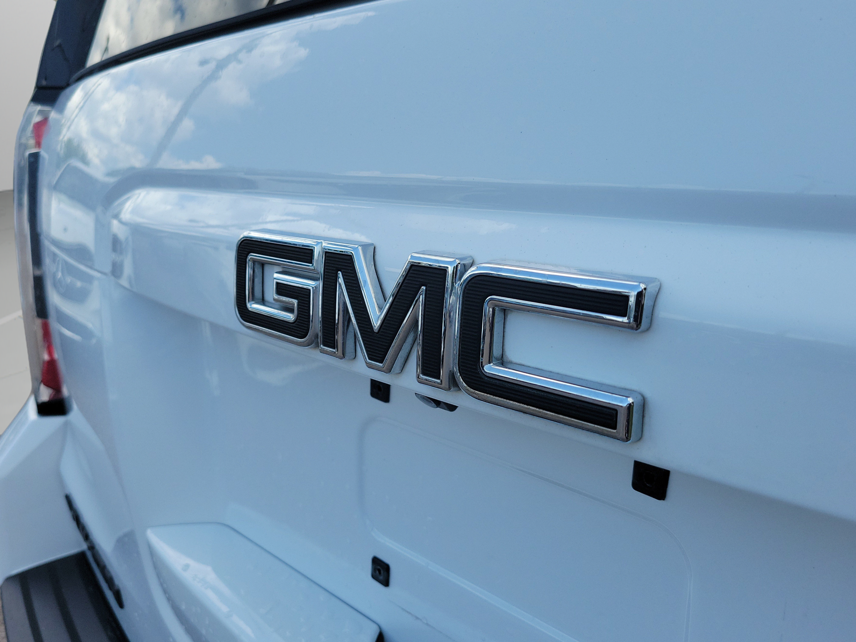 Used 2020 GMC Yukon SLT w/ Open Road Package RWD image 32