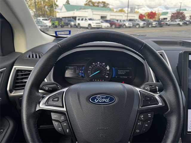 Used 2024 Ford Edge SEL image 23